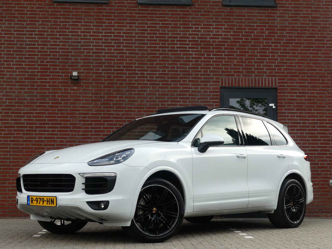 Porsche Cayenne - 3.6 S | Panodak | 21 inch | Sportchrono | Trekhaak - AutoWereld.nl