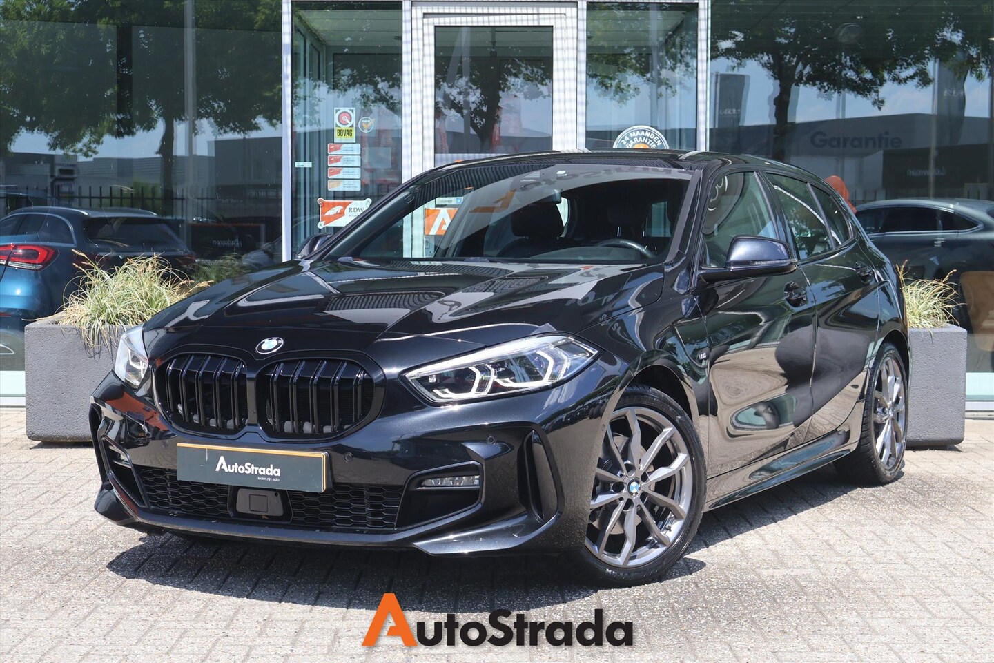 BMW 1-serie - (f40) 118i M-Sport 136pk | Stuurverwarming | Adaptive | Climate | LED | Camera | Sfeer | C - AutoWereld.nl