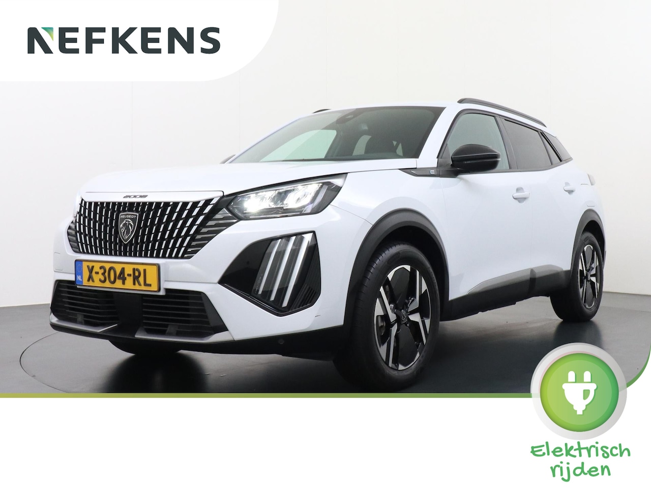 Peugeot e-2008 - EV Allure 54 kWh 156 pk | Navigatie | Achteruitrijcamera | Parkeersensoren Voor en Achter - AutoWereld.nl