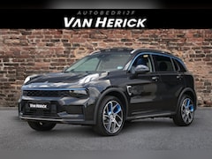 Lynk & Co 01 - 1.5 Plug-in Hybrid | Panoramadak | 360 Camera | Carplay