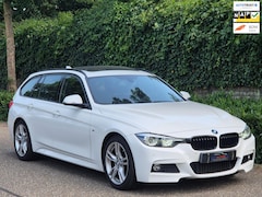 BMW 3-serie Touring - 320i F31 M Sport Shadow EX Dig. Dash 6WB Panorama Apple CarPlay NAP 2e-Eig