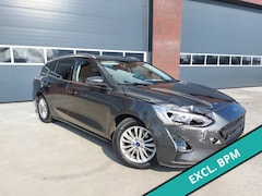 Ford Focus Wagon - 1.5 EcoBlue Titanium Business Lichte schade