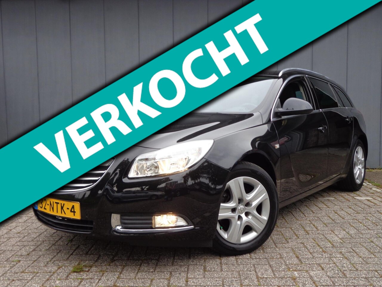 Opel Insignia Sports Tourer - 1.6i 16V T Edition Vol.Onderh.boekje - AutoWereld.nl