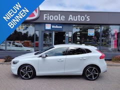 Volvo V40 - 1.5 T3 Nordic+ R-Design, leder/alcantara, stoelverw