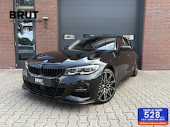 BMW 3-serie - 330i High Executive, M Pakket, Schuifdak, 19"