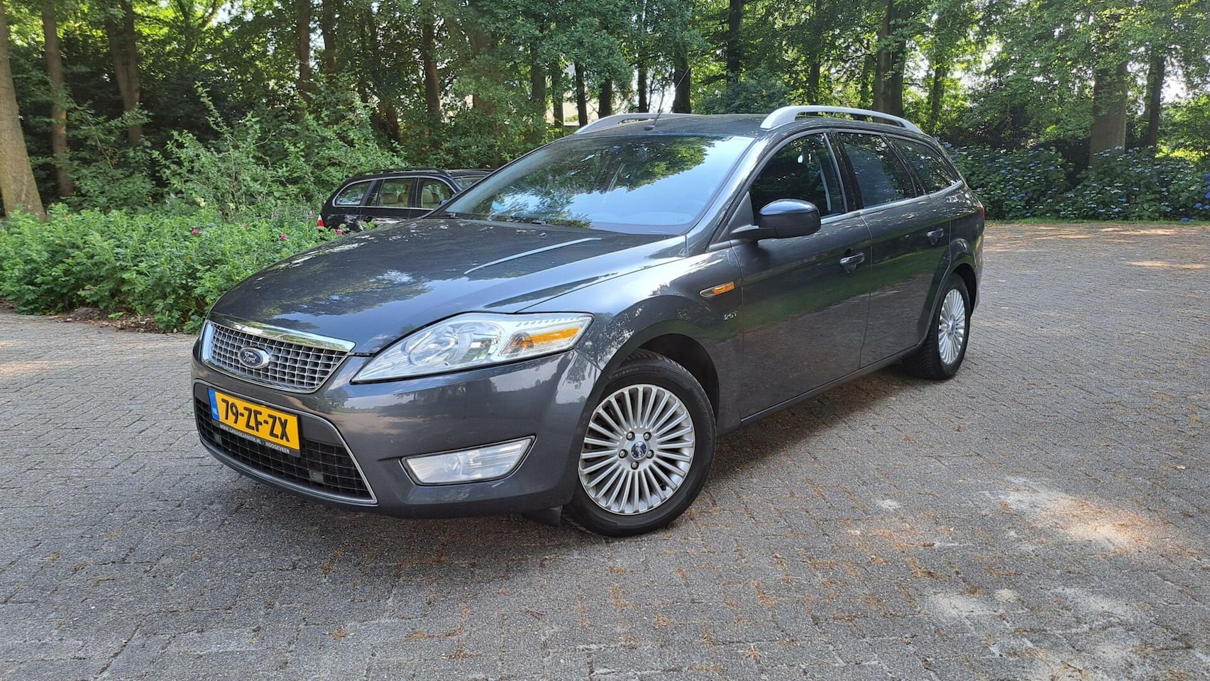 Ford Mondeo Wagon - 2.5-20V Titanium CLIMA PDC 6-BAK CRUISE - AutoWereld.nl