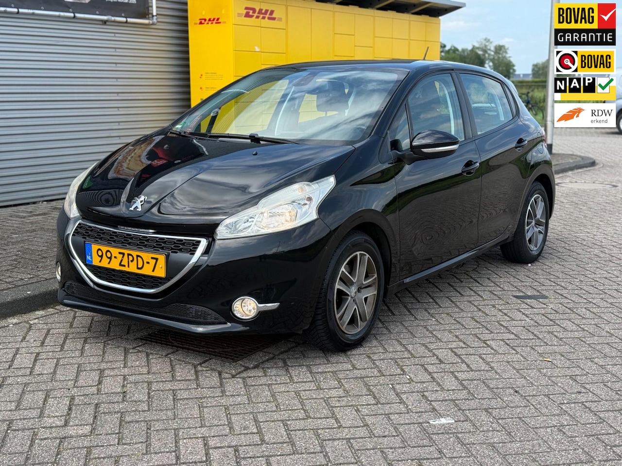 Peugeot 208 - 1.2 VTi Bj 2013 ECC Airco Pdc Navi 5Drs Dealer ondh 1e eigenaar - AutoWereld.nl
