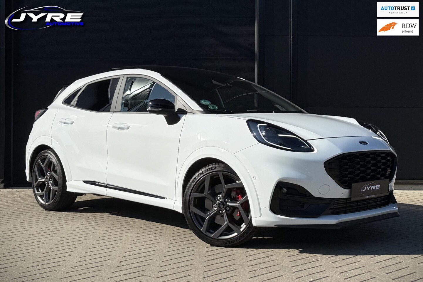 Ford Puma - 1.5 EcoBoost ST-X 1.5 EcoBoost ST-X, 200 PK, Performance Pack, Pano, Trekhaak - AutoWereld.nl