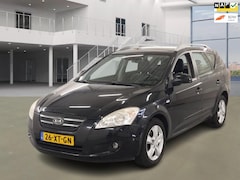 Kia Cee'd Sporty Wagon - 2.0 X-clusive/camera/psensor/navi/stoelverw/leder