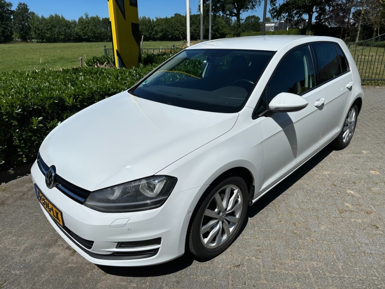 Volkswagen Golf - 1.4 TSI Highline DSG7 Xenon / Camera - AutoWereld.nl