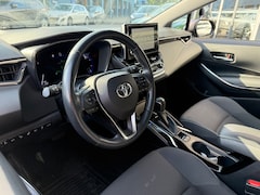 Toyota Corolla - 1.8 HYBRID 122PK SPORT AUTOMAAT NAVI PDC LMV SMART SAFETY+