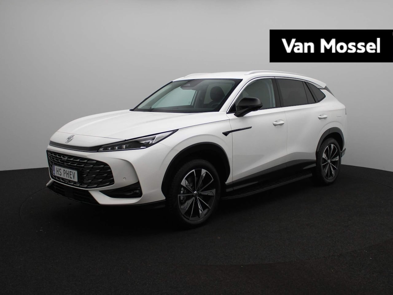 MG HS - MG PHEV 1.5 Luxury Super Voordeel – OP = OP - 7 jaar garantie – Rijklaar – Boek je afspraa - AutoWereld.nl