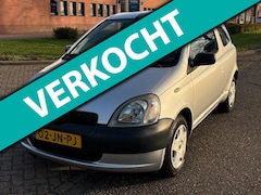 Toyota Yaris - 1.0-16V VVT-i YORIN 3-Drs Stuurbekrachtiging Audio/CD Getint glas Boordcomputer Colorpakke