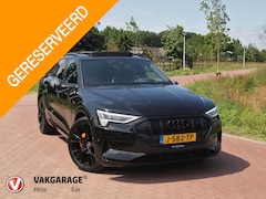 Audi e-tron - e-tron 55 quattro 95 kWh | Panoramadak | 360 Camera | Apple Carplay | Bang & Olufsen | Hea