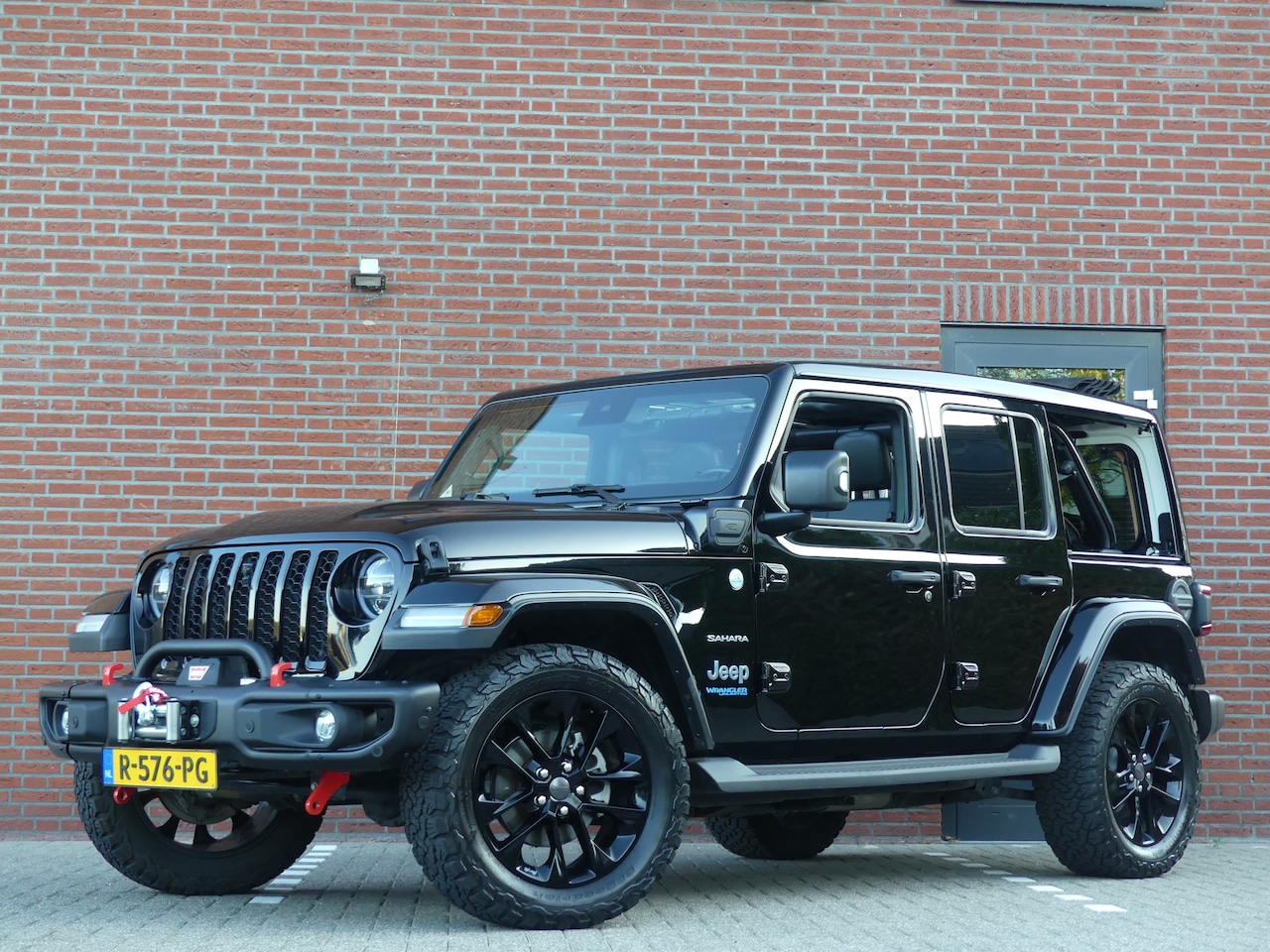 Jeep Wrangler Unlimited - 4xe 380 Sahara 4xe 380 Sahara - AutoWereld.nl