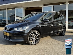 Volkswagen Touran - 1.5 TSI Comfortline Business 7p | Automaat | Adapt. Cruise | PDC v+a incl. Camera | Apple