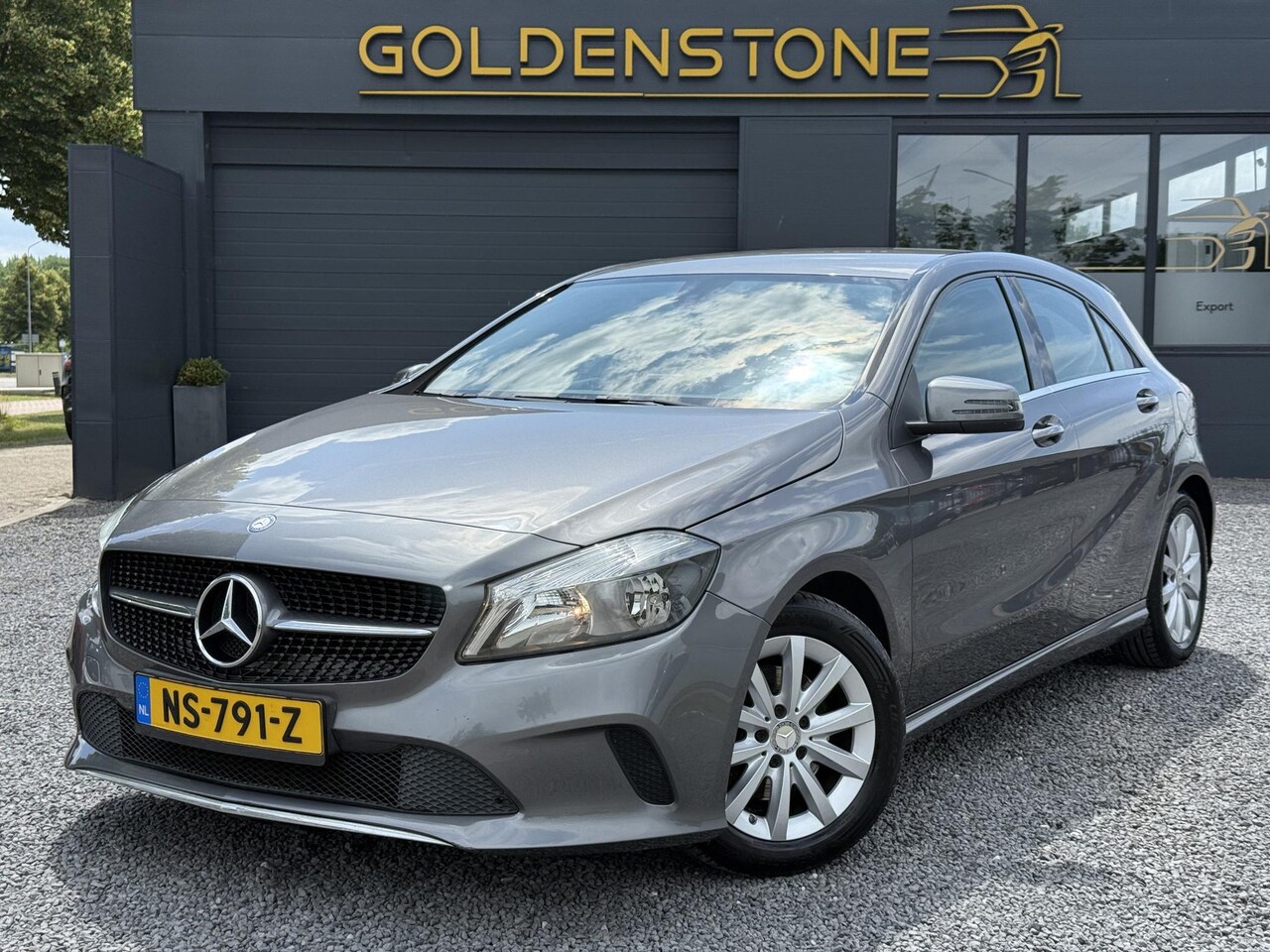 Mercedes-Benz A-klasse - 180 Business Solution 2e Eigenaar,Navi,Clima,Camera,Cruise,Sportstoel,N.A.P,123pk,APK tot - AutoWereld.nl