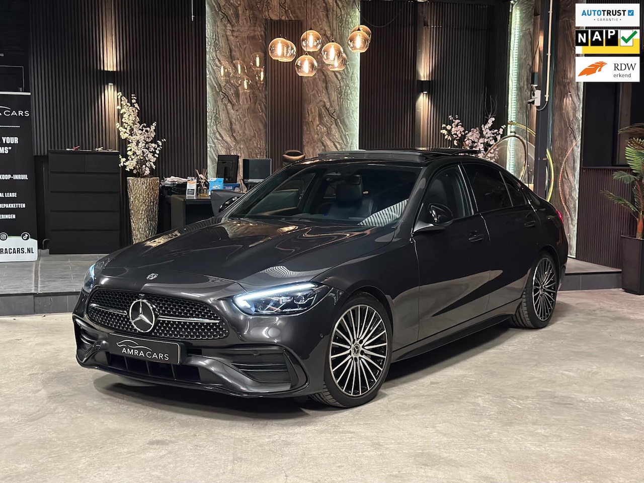 Mercedes-Benz C-klasse - 300 AMG Line|PANO|SFEER|FULL OPTION - AutoWereld.nl