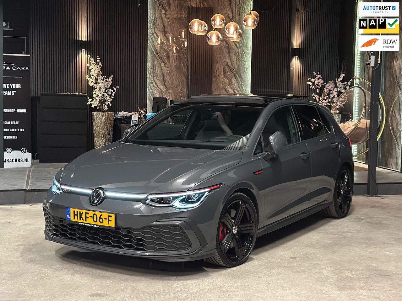 Volkswagen Golf - 2.0 TSI GTI|PANO|BOMVOL! - AutoWereld.nl