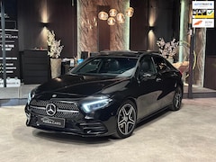 Mercedes-Benz A-klasse - 180 AMG|PANO|SFEER|MEMORY
