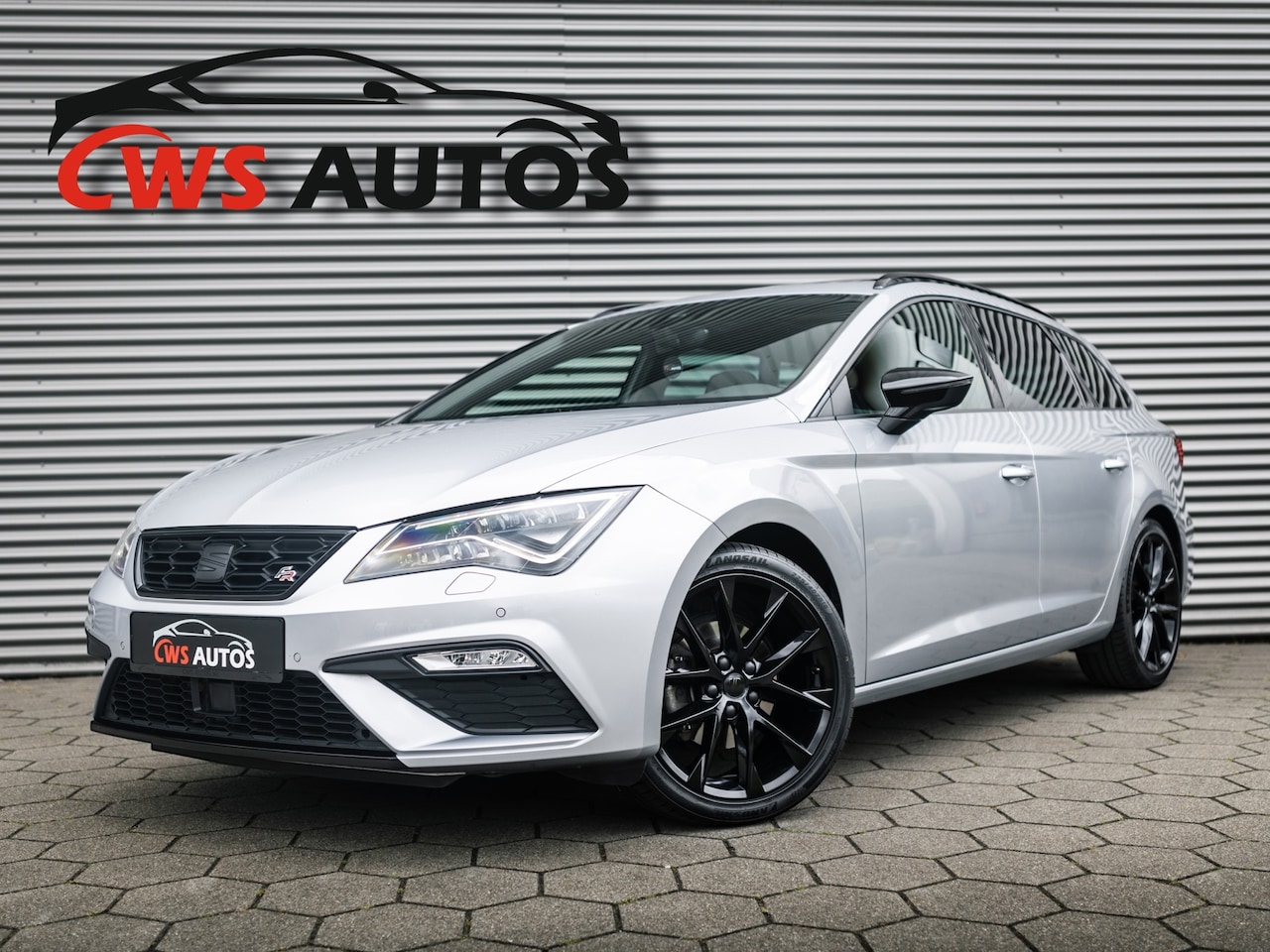 SEAT Leon Sportstourer - 1.5 TSI FR ST Ultimate Edition*BLACK LINE*VIRTUAL*ACC*KEYLESS*LANE*ENZ. - AutoWereld.nl