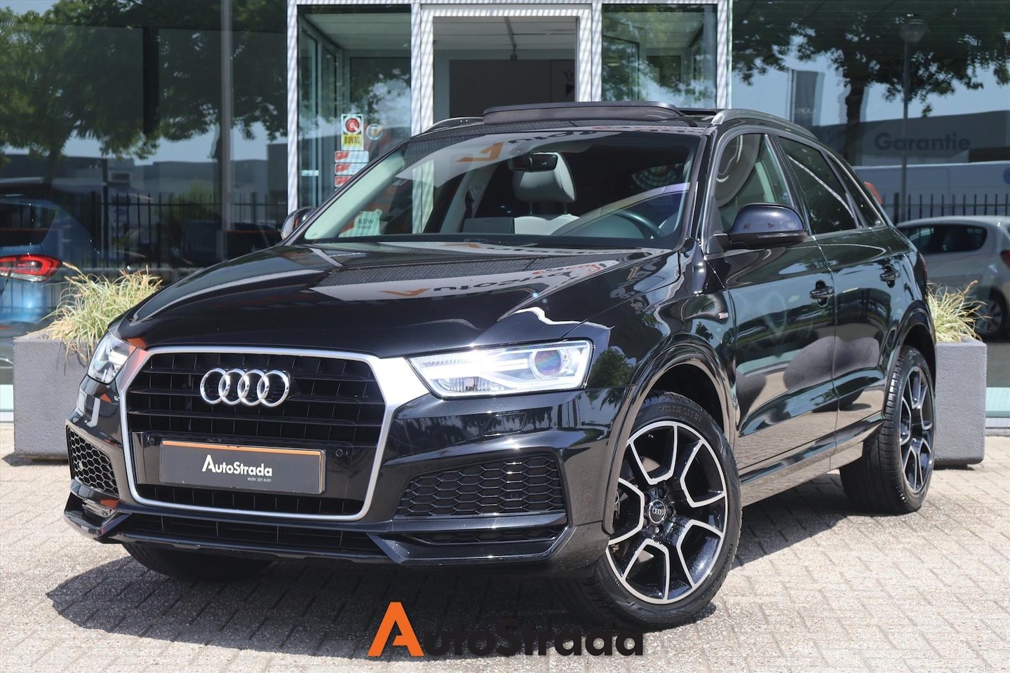 Audi Q3 - 1.4 TFSI S-Line 150PK | Pano | Camera | Dodehoekdetectie | Bi-Xenon | Sfeer | Navi | Cruis - AutoWereld.nl
