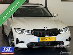 BMW 3-serie Touring - 330e High Executive|Pano|Laser|HUD