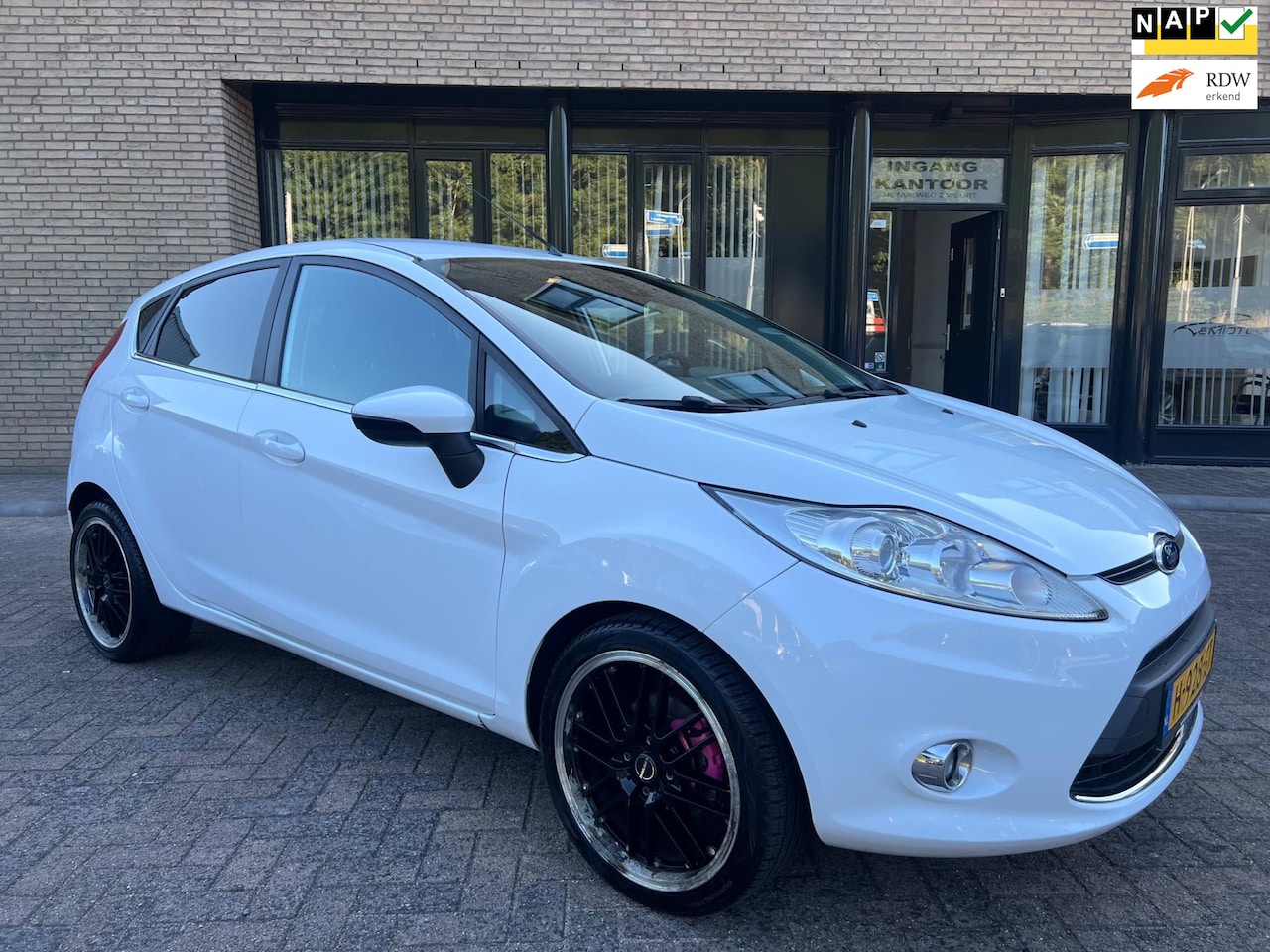 Ford Fiesta - 1.4 Trend Airco - AutoWereld.nl
