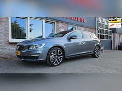 Volvo V60 - 2.0 T4 Polar+ Dynamic 190PK Leer Schuifdak/Kanteldak Xenon Mooie/Nette Auto NAP