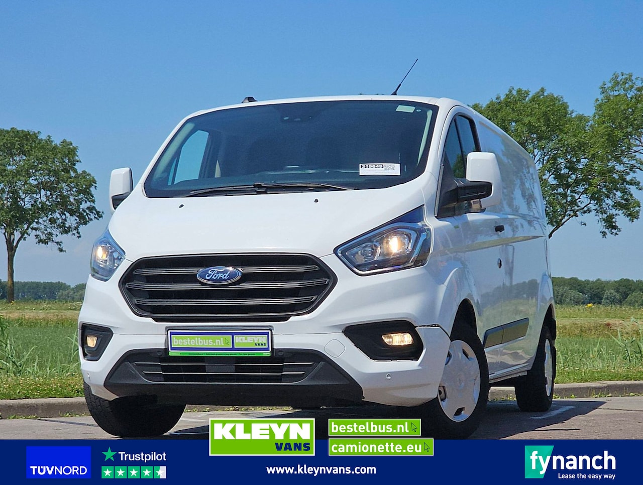 Ford Transit Custom - 2.0 L2H1 Navi Airco - AutoWereld.nl