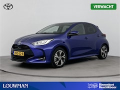 Toyota Yaris - 1.5 Hybrid 115 First Edition | Parkeercamera | Stoel -/ Stuurverwarming | Apple Carplay -/