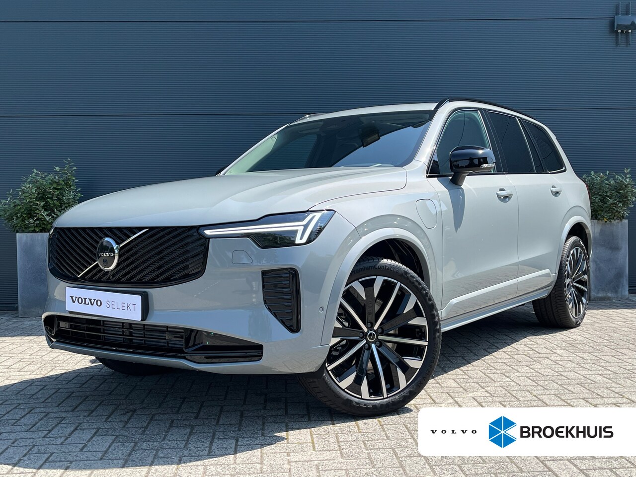 Volvo XC90 - T8 Ultra Dark Facelift | 3e stoelrij | Achteruitrijcamera met 360° Surround View | Head-up - AutoWereld.nl