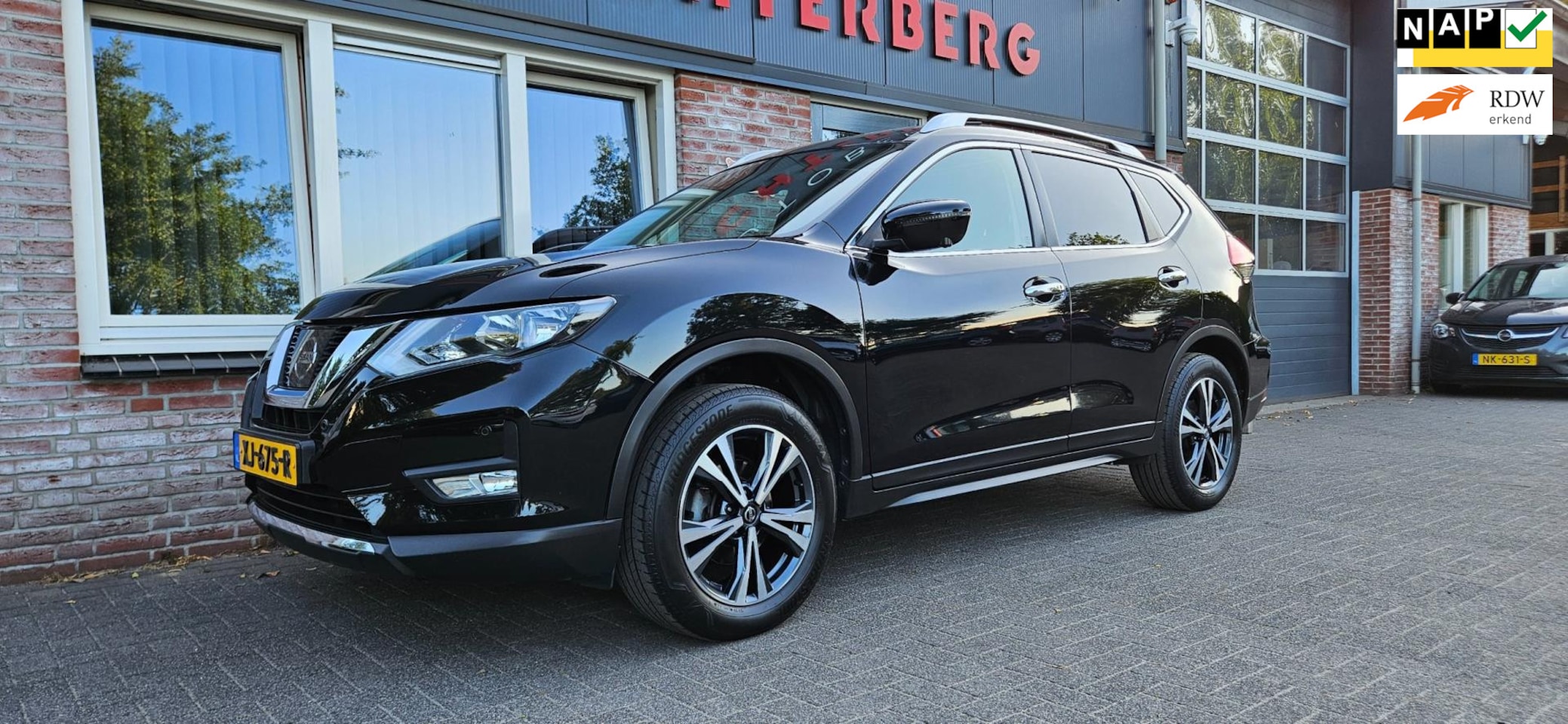 Nissan X-Trail - 1.6 DIG-T N-Connecta Trekhaak! Schuif/Kanteldak! Camera! Mooie/Nette Auto! Dealer Onderhou - AutoWereld.nl