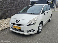 Peugeot 5008 - 1.6 THP Blue Lease Executive 7p