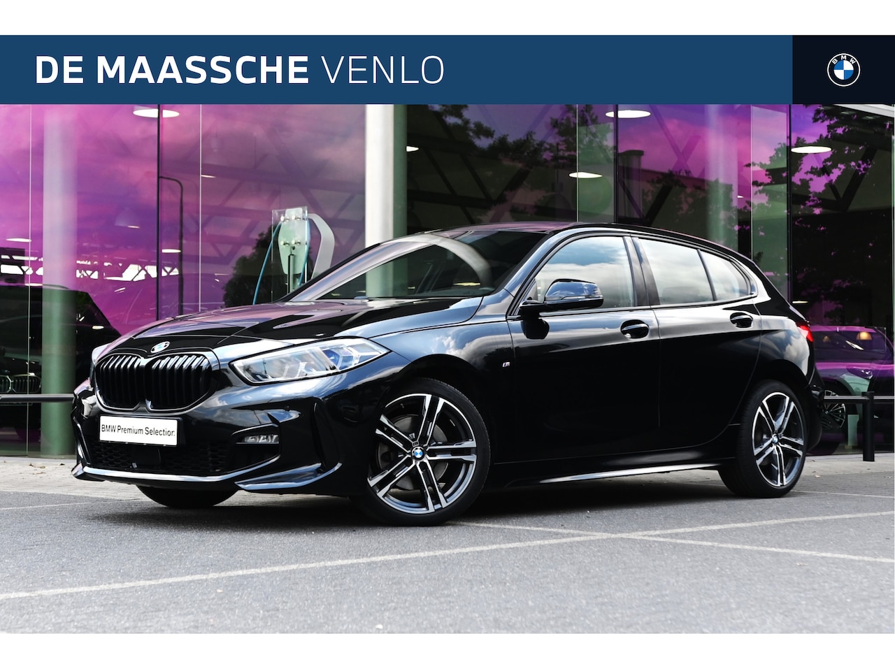 BMW 1-serie - 118i Executive M Sport Automaat / Panoramadak / Achteruitrijcamera / Hifi / 18"LM-velgen - AutoWereld.nl