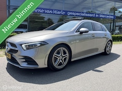 Mercedes-Benz A-klasse - 250 AMG Line, Panoramadak, Camera, Sfeerverlichting, Trekhaak,