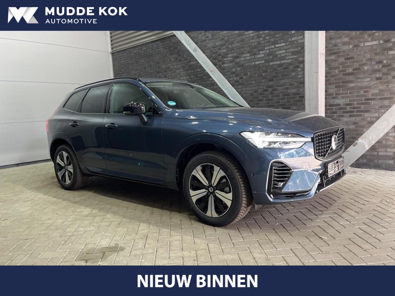 Volvo XC60 - T6 Plug-in hybrid Plus Dark | ACC | Panoramadak | 360° Camera | BLIS | harman/kardon | Sto - AutoWereld.nl
