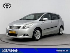 Toyota Verso - 1.8 VVT-i Dynamic Business Automaat | Glazen Panoramadak | Navigatie | Trekhaak |