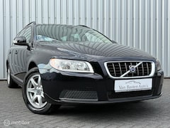 Volvo V70 - 2.0 Momentum | Navi | Trekhaak | Youngtimer | 2009 | Volledige Historie |