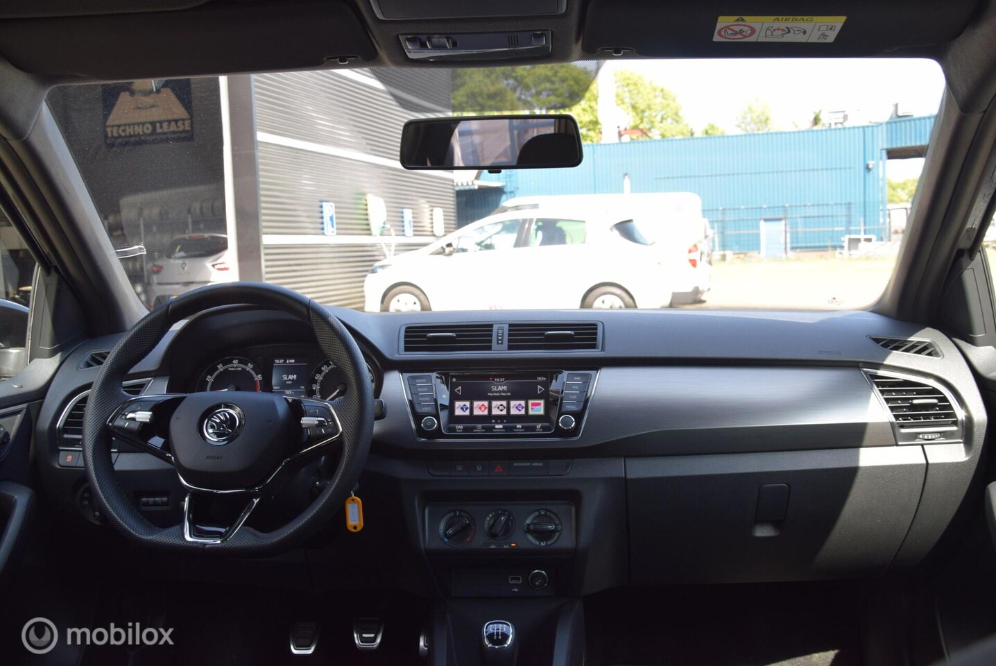 Skoda Fabia - 1.0 TSI Sport Business 70 kw Adaptive Cruise control Apple Carplay