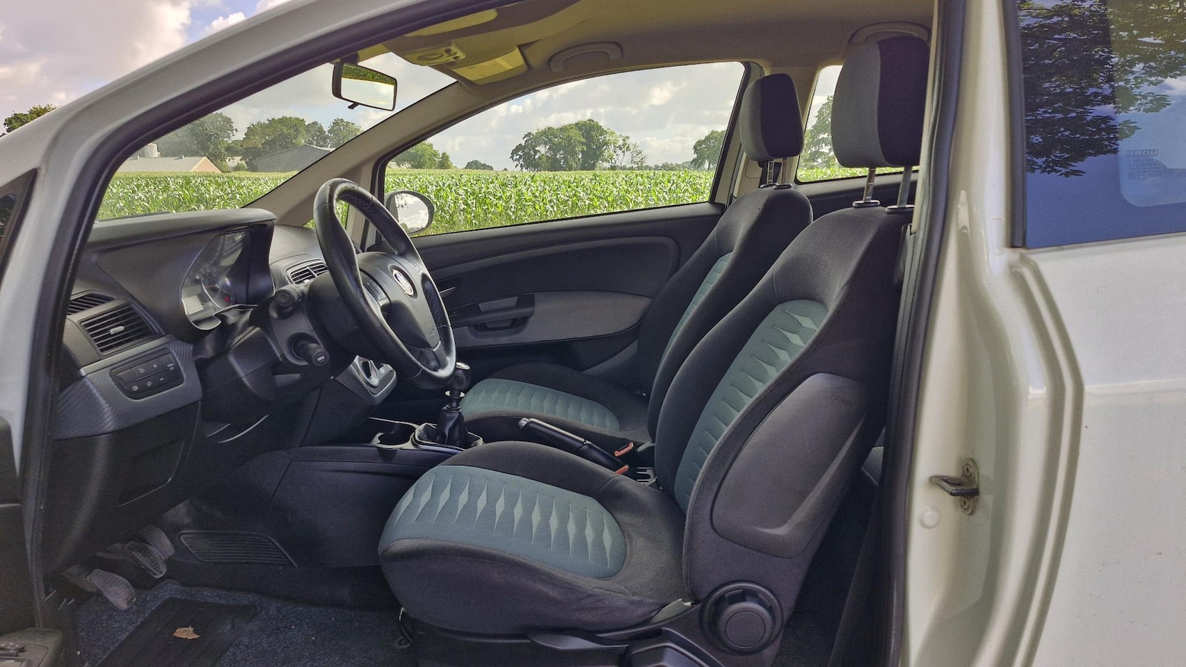 Fiat Grande Punto - 1.2 Edizione Lusso 1.2 Edizione Lusso (Airco / APK maart 2026 / Airco)