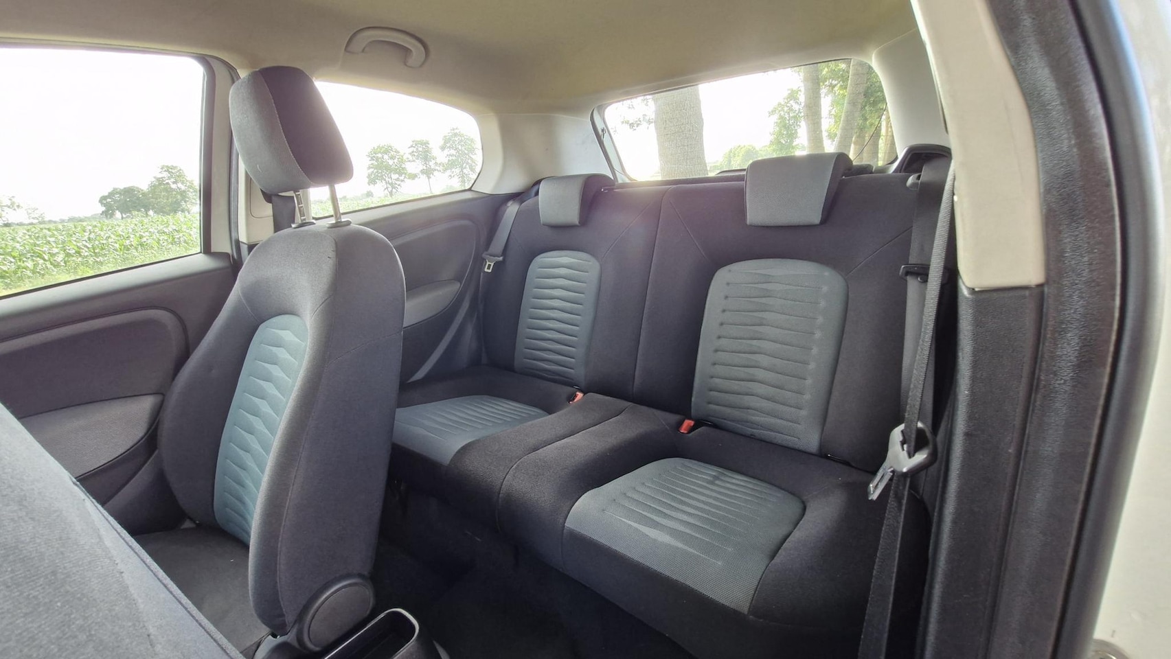 Fiat Grande Punto - 1.2 Edizione Lusso 1.2 Edizione Lusso (Airco / APK maart 2026 / Airco)