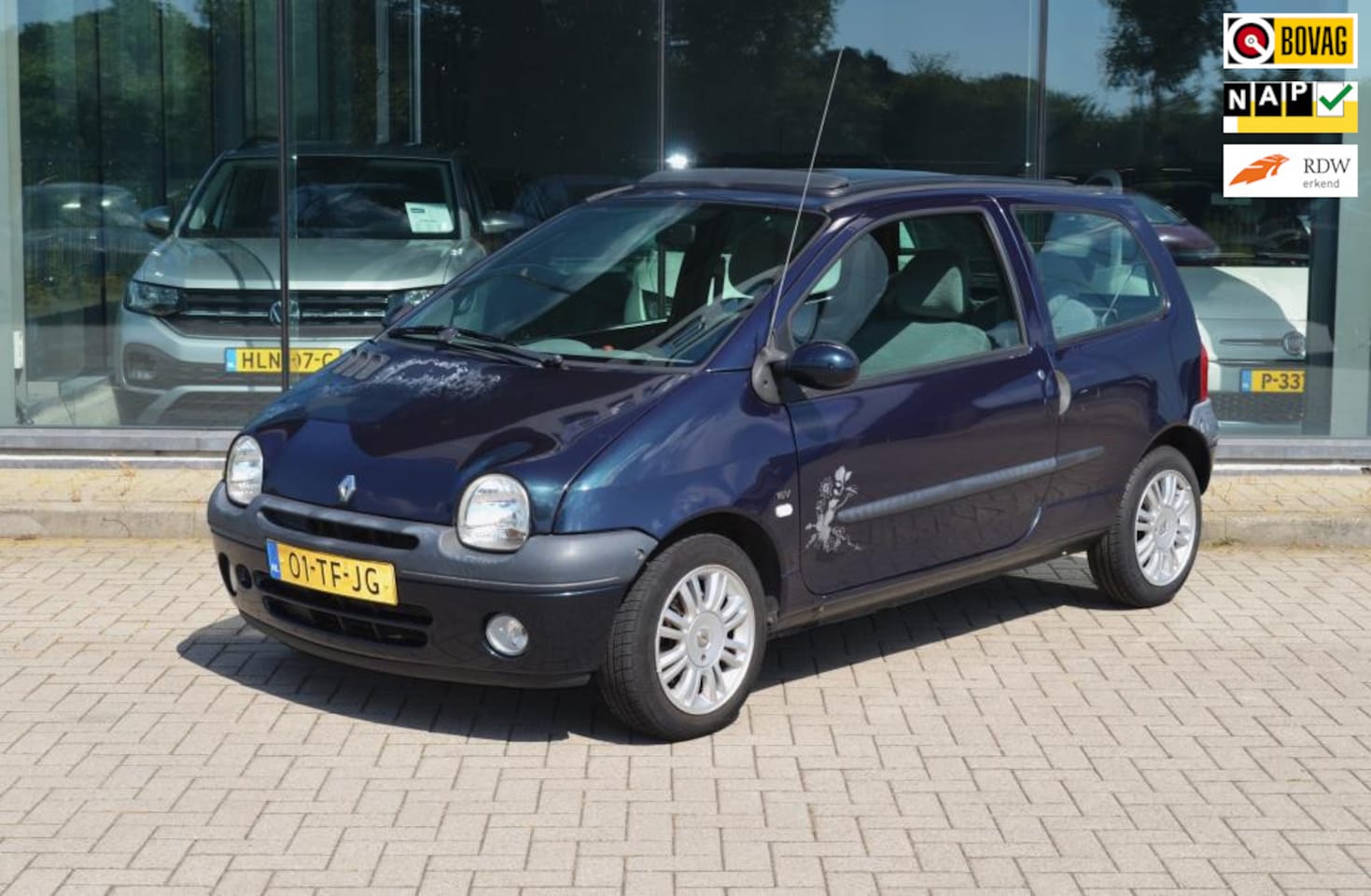 Renault Twingo - 1.2-16V Paris | Airco | Elekt ramen | Panormadak - AutoWereld.nl