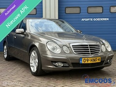 Mercedes-Benz E-klasse - 300 CDI BlueTEC Avantgarde * Automaat * Airco * NAVI * Cruise Control