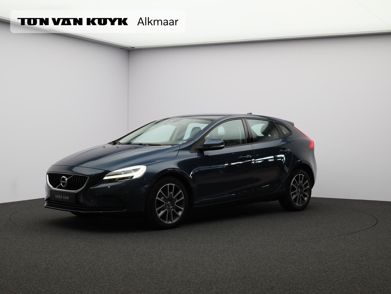 Volvo V40 - 2.0 T2 Nordic+ / Cruise Control / Standkachel / Stoelverwarming / Parkeersensoren achter / - AutoWereld.nl