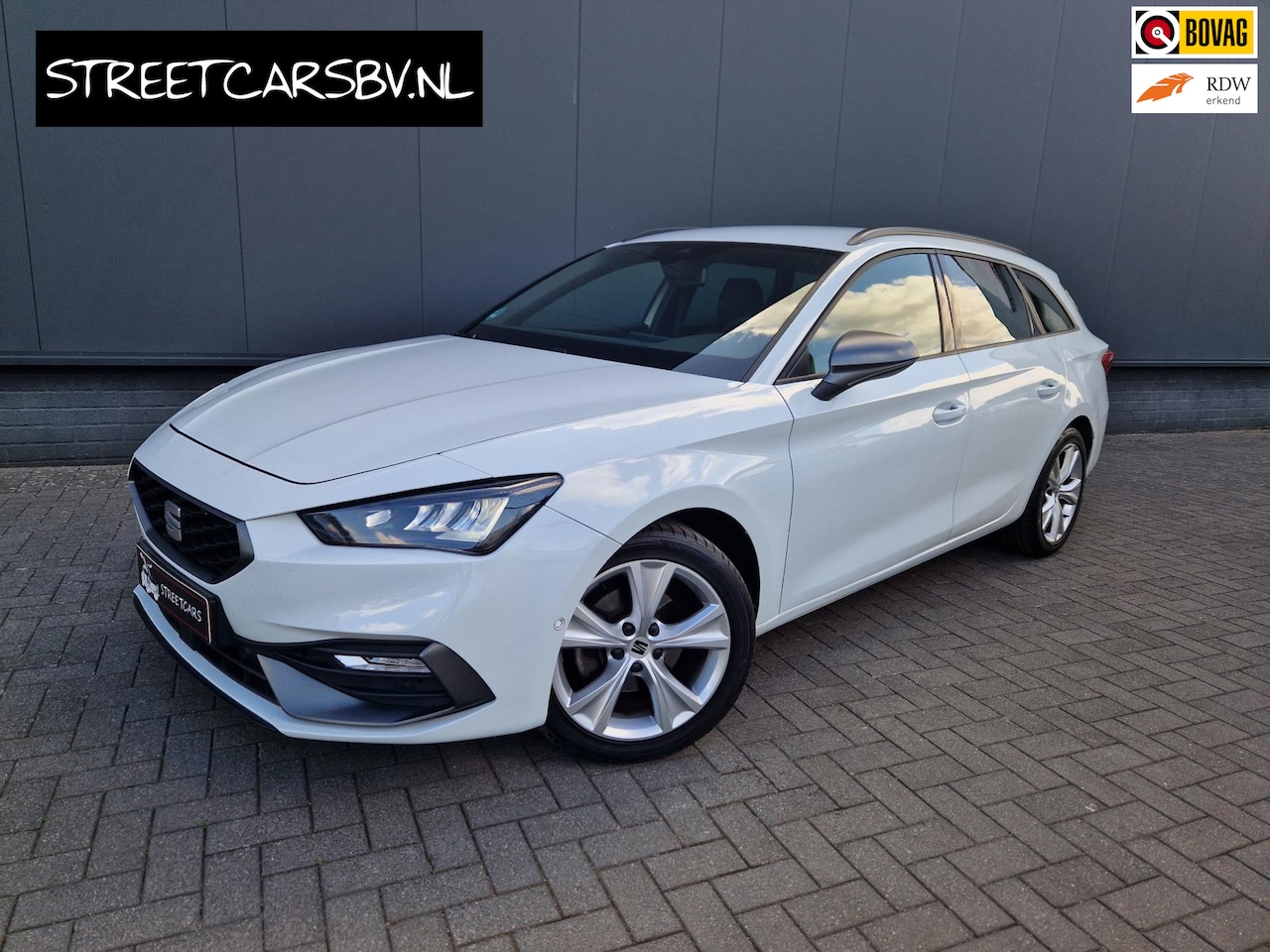 SEAT Leon Sportstourer - 1.5 eTSI FR /Incl BTW - AutoWereld.nl