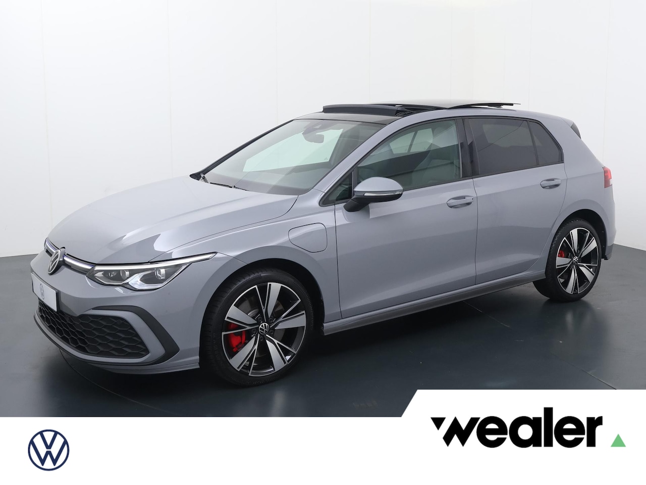 Volkswagen Golf - 1.4 eHybrid GTE | 245 PK | SoH 89% | Automaat | Panoramadak |  Climate control | Achteruit - AutoWereld.nl