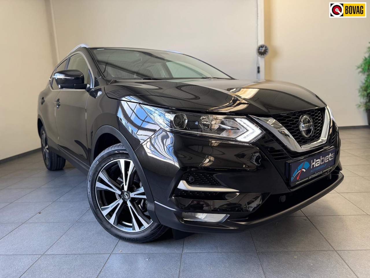 Nissan Qashqai - 1.3 DIG-T N-Connecta 158pk Automaat - Panodak - stoelverw.- carplay - 360 camera - 51000km - AutoWereld.nl