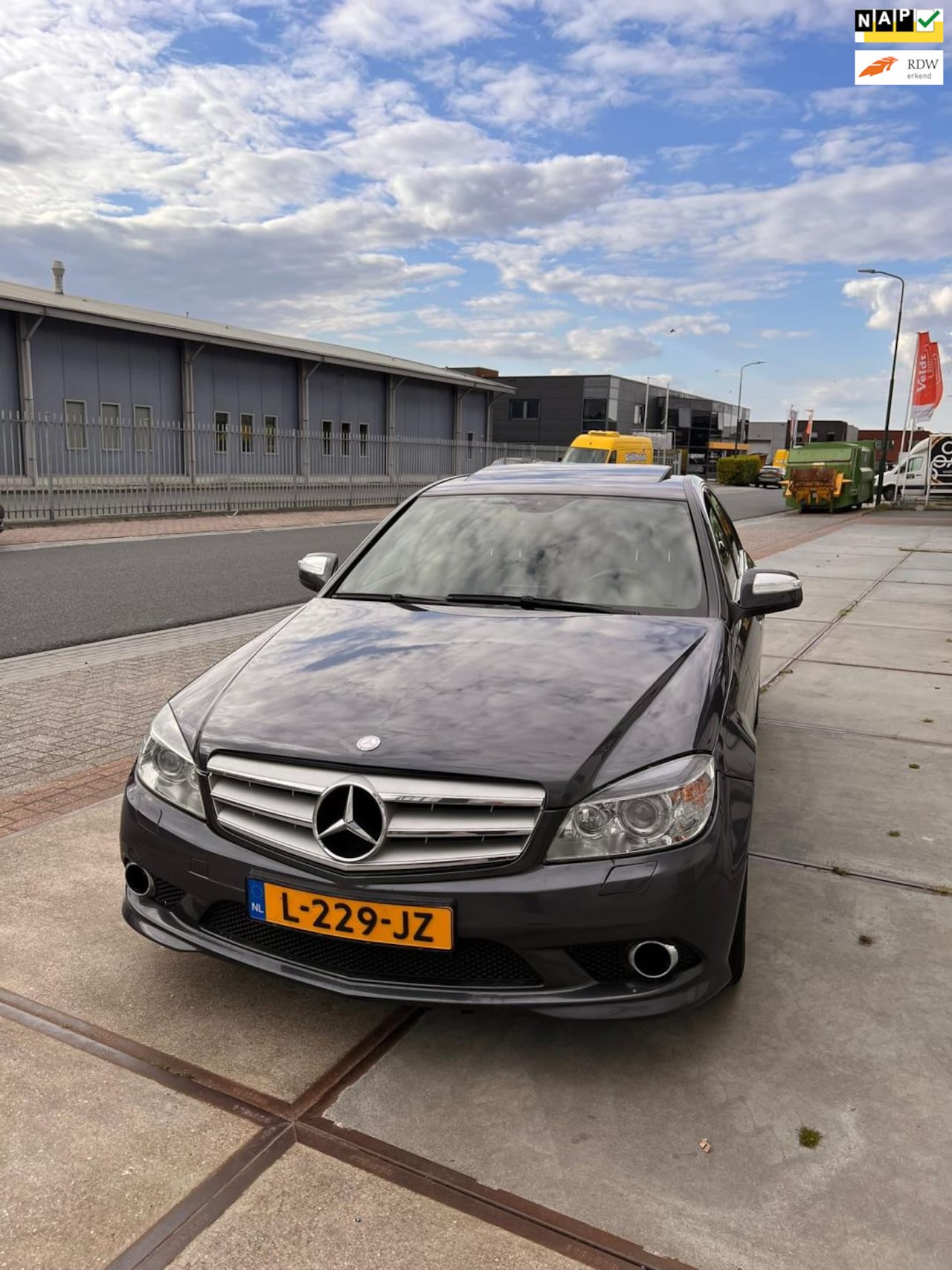 Mercedes-Benz C-klasse - Mercedes-Benz C-Klasse 3.5 C350 Sedan AUT 2008 | Leder | Dakje - AutoWereld.nl
