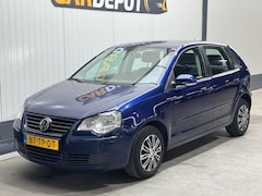 Volkswagen Polo - 1.4-16V Optive